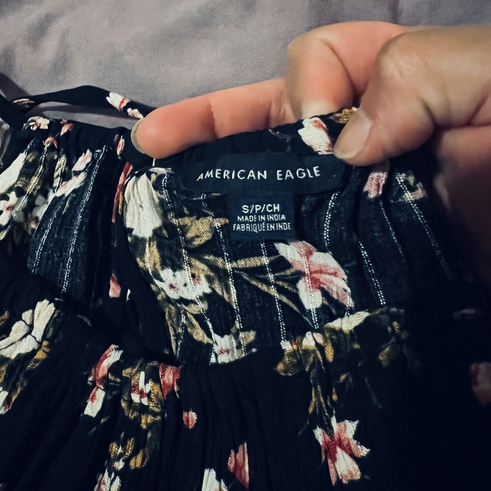 American Eagle Outfitters halter top - Picture 4 of 5